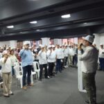 Francisco Javier acusa al Gobierno de «hipotecar» el país con préstamos