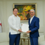 Senador Pedro Tineo encabeza reunión con ministro de Obras Públicas para buscar soluciones a problemáticas viales de Monte Plata