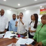 Kelvin Cruz entrega más de 150 millones de pesos para los Juegos Santo Domingo 2026 y los Bolivarianos