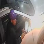 Ejército ocupa camioneta con cargamento de 100,000 cigarrillos en zona costera de Montecristi