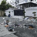 Detienen a 13 haitianos indocumentados en un minibús en Amina, Valverde