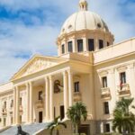 Autoridades arrestan en el AILA a dominicana investigada por ultraje al Himno Nacional