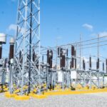 El peligro de confundir micrófono con martillo judicial