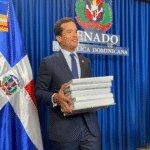 Banda de haitianos azota con atracos en SDO