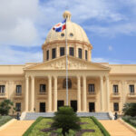 El Inabie transformará la vida de 9 estudiantes con cirugías oculares especializadas