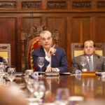 Gobierno propone reducir el 50 % del presupuesto a partidos políticos para enfrentar crisis petrolera