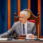 Diputados buscan frenar paradas ilegales y ordenar el uso de motocicletas