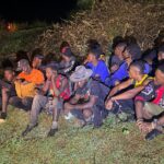 Patrullas del Ejército interceptan a 37 migrantes indocumentados en tres provincias fronterizas